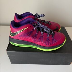 Nike MENS Air Max LeBron X Low - Fuchsia and Lime